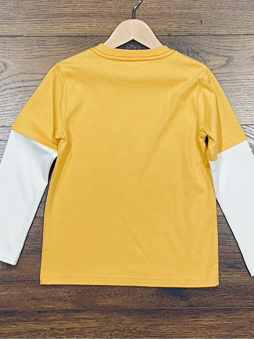 Gymboree Boys ‘Happy Harvest’ Gold and White Top with Striped Socks Size 6